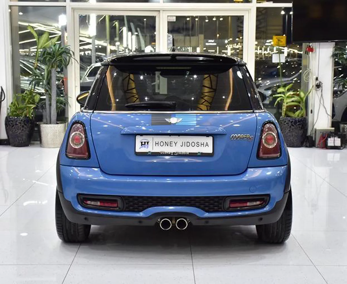 Mini Cooper S ( 2013 Model ) in Blue Color GCC Specs-3-3