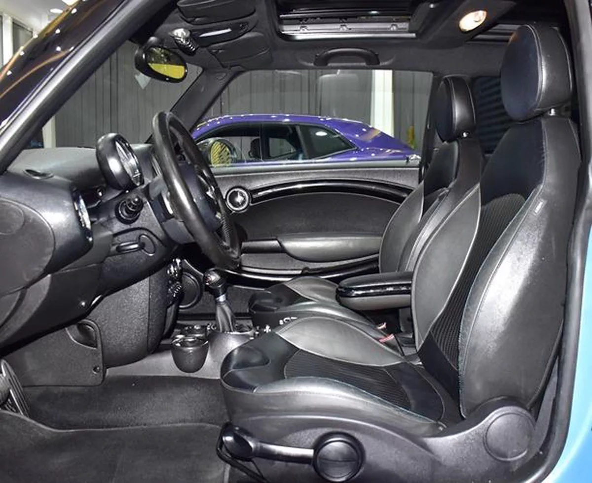 Mini Cooper S ( 2013 Model ) in Blue Color GCC Specs-5-5