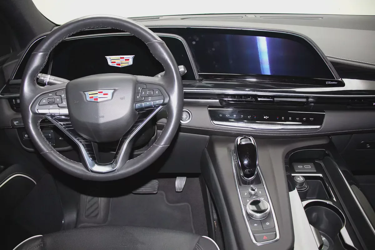Cadillac Escalade ESV Sport 2024 GCC Specs-7-7