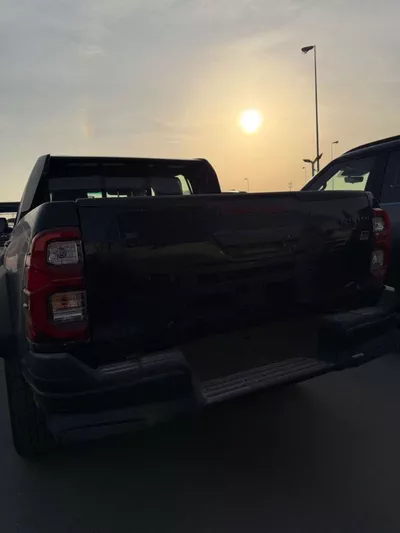 Toyota Hilux GR SPORT ADVENTURE-1