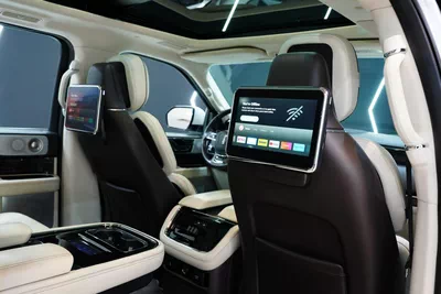 Lincoln Navigator Presidential-5