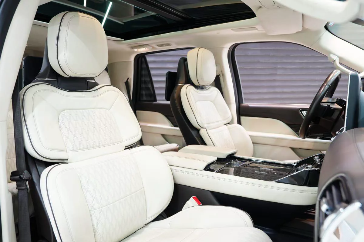Lincoln Navigator Presidential-7-7
