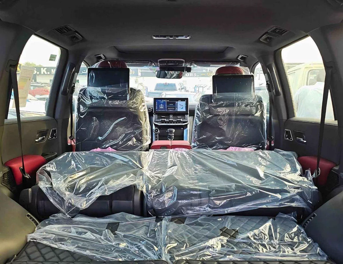 Toyota Land Cruiser GR SPORT || 3.3L Diesel V6 / RADAR / BIG DVD / REAR ENTERTAINMENT DVD / COOL BOX (CODE#LCDGR)-6-0