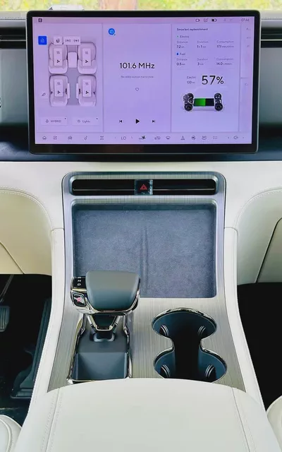 Rox 01 2026 VIP 6 Seater-10