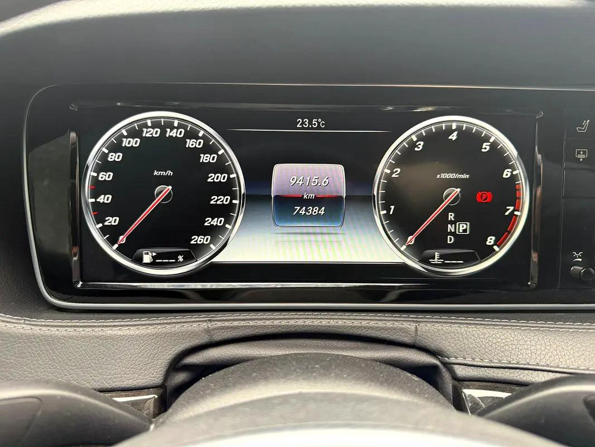 Mercedes-Benz S-Class S 550 2017 - Japanese Specs - GCC Car-12-12