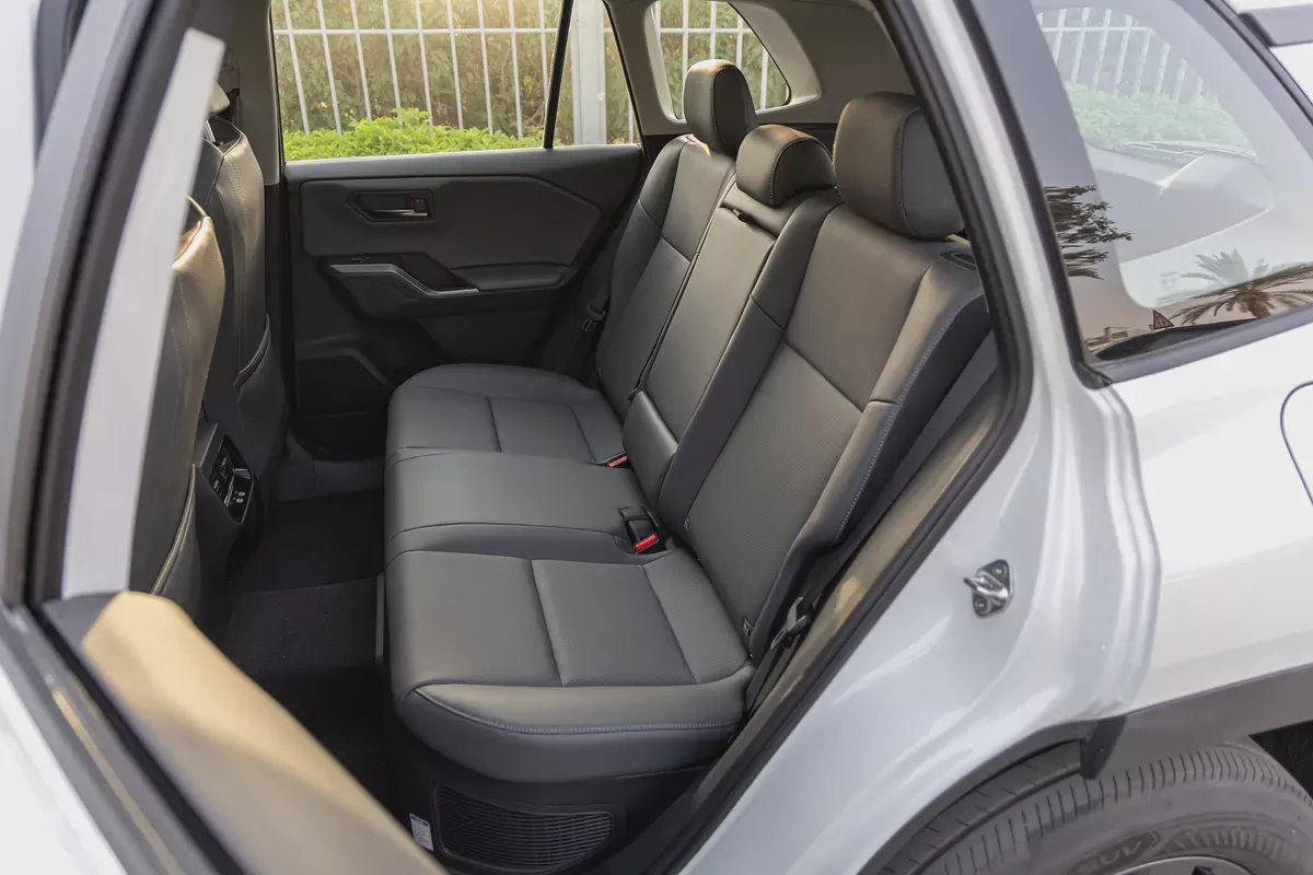 Toyota RAV4 LUXURY | 2026 | 4WD | V4 2.5L Hybrid | Full Option No.1  (EXPORT ONLY)-10-10