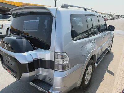 Mitsubishi Pajero 2015  fullopshin GCC Specs Well Maintained-5