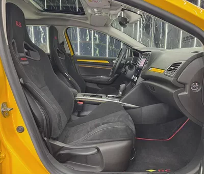 Rare Edition | GCC | Low Mileage | Recently Serviced |Warranty 2027 or 100,000Kms-13