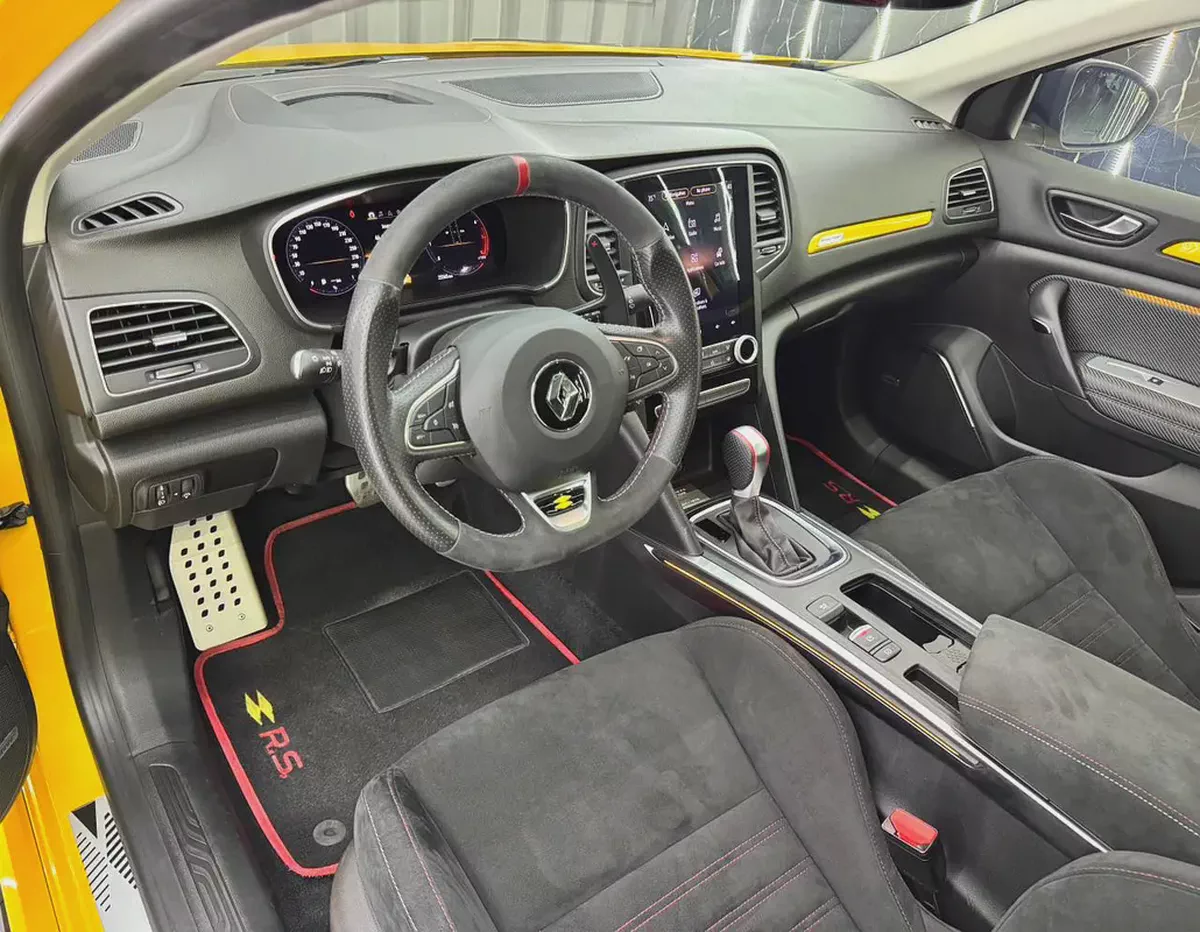 Rare Edition | GCC | Low Mileage | Recently Serviced |Warranty 2027 or 100,000Kms-11-11