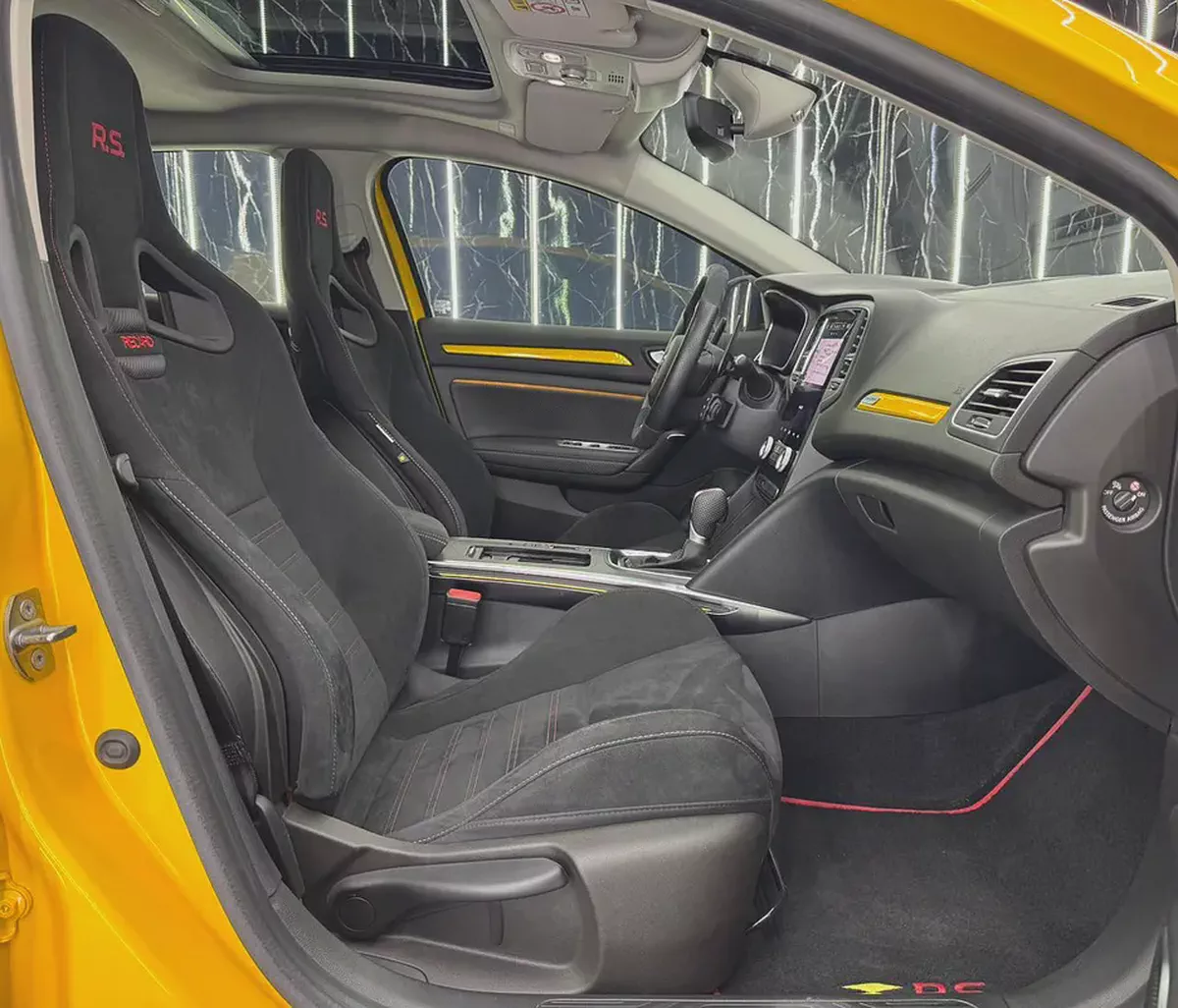 Rare Edition | GCC | Low Mileage | Recently Serviced |Warranty 2027 or 100,000Kms-13-13