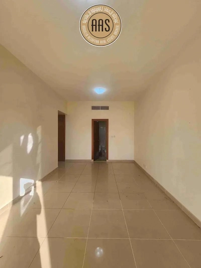 Spacious and luxurious 3bhk with a closed kitchen in mankhool near sharaf dg metro station-10