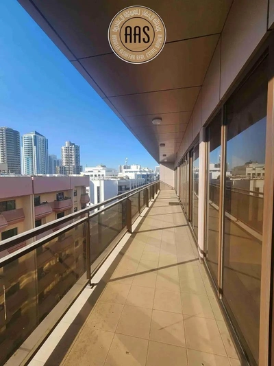 Spacious and luxurious 3bhk with a closed kitchen in mankhool near sharaf dg metro station-11