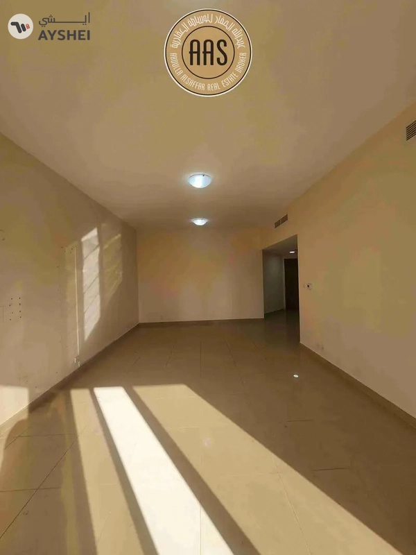 Spacious and luxurious 3bhk with a closed kitchen in mankhool near sharaf dg metro station