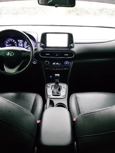 Hyundai Kona GLS-10