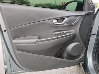 Hyundai Kona GLS-11
