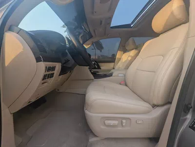 Toyota Land Cruiser VXR 2013 Facelifted 2026 With Interior and Exterior GCC Specs | Well Maintained-4