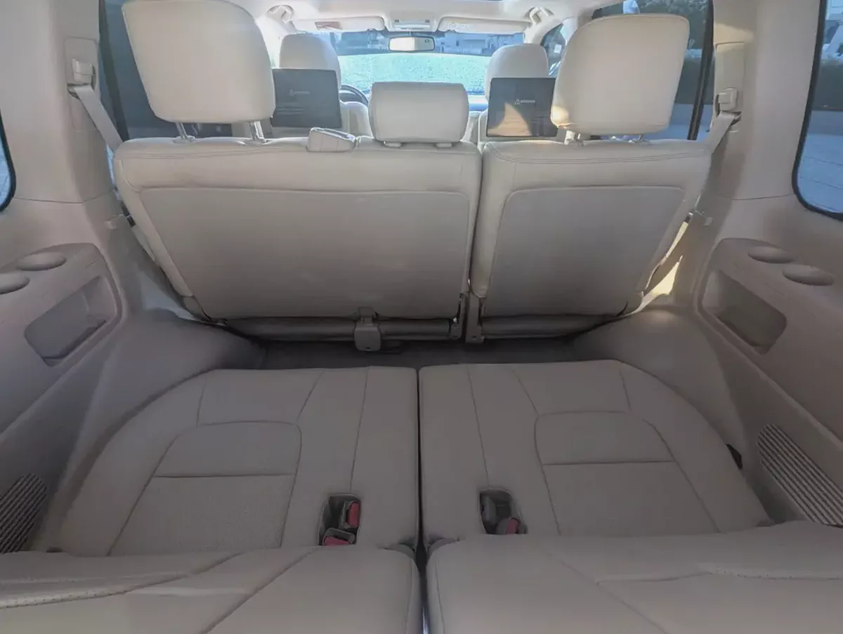Toyota Land Cruiser VXR 2013 Facelifted 2026 With Interior and Exterior GCC Specs | Well Maintained-7-7
