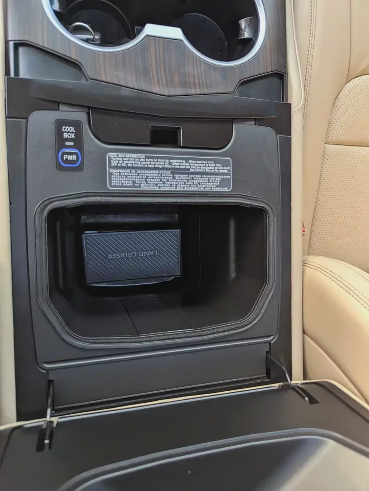 Toyota Land Cruiser VXR 2013 Facelifted 2026 With Interior and Exterior GCC Specs | Well Maintained-8-8