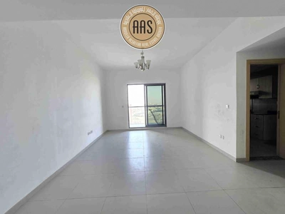 Luxurious 2BR + 3 Bath Ready to Move All Amenities Prime Location-2