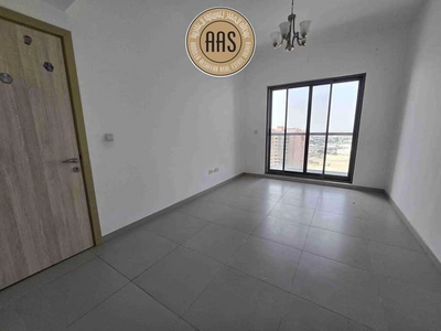 Luxurious 2BR + 3 Bath Ready to Move All Amenities Prime Location-7