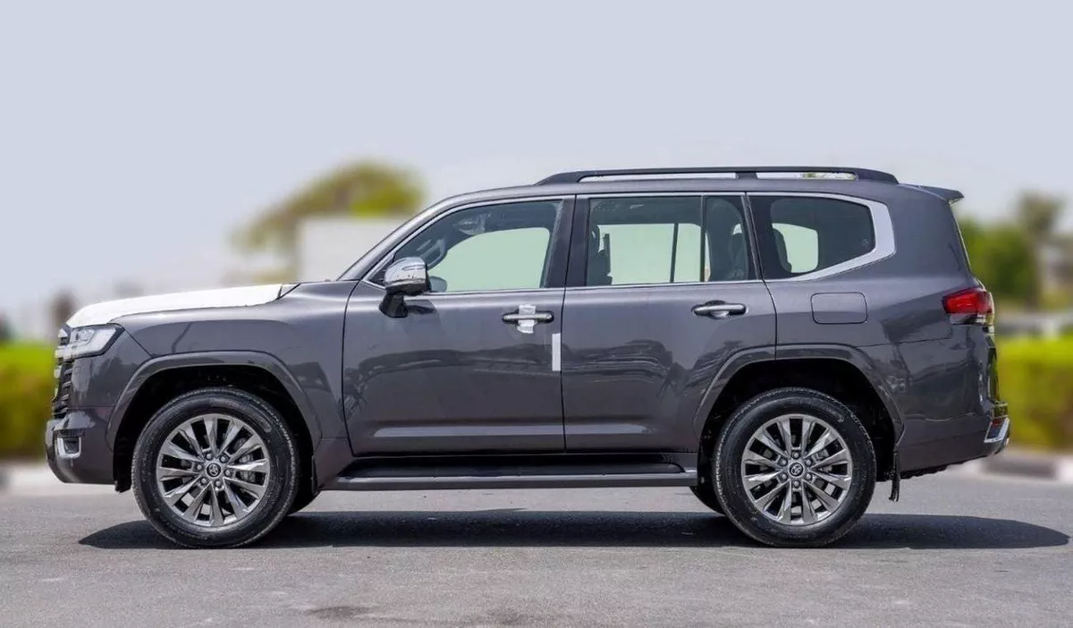 Toyota Land Cruiser VXR LC300 VXR 3.3D AT MY2024 – GREY-9-0