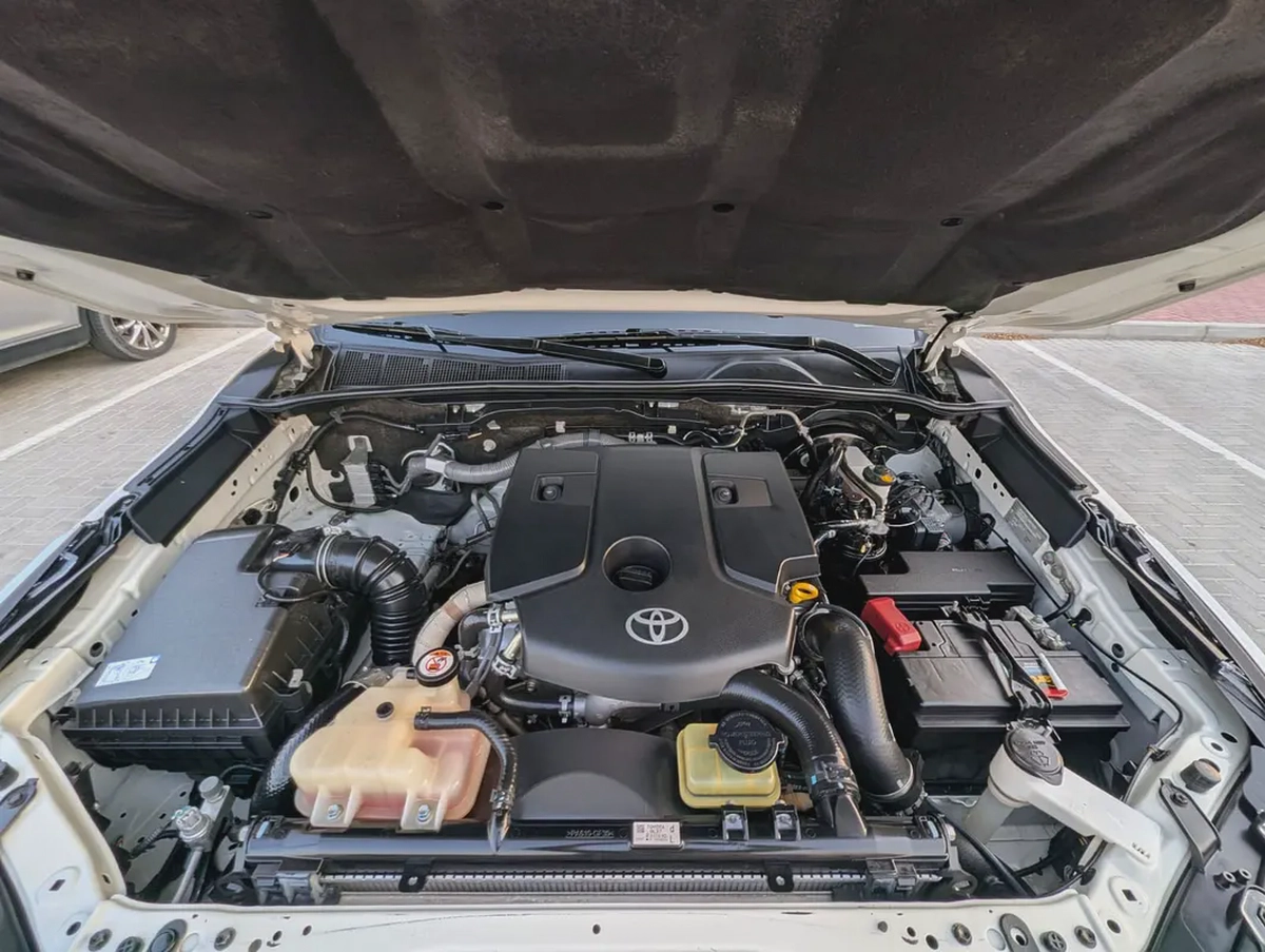 Toyota Fortuner 2022 Diesel V4 2.8L GCC Specs Excellent Condition-18-18