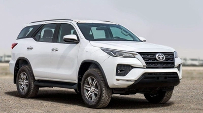 Toyota Fortuner Toyota Fortuner 2.4L Diesel 2025-0