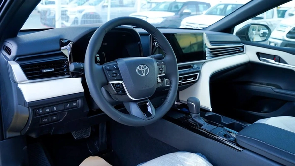 2026 Toyota Camry GLE - GCC Specs - Brand New