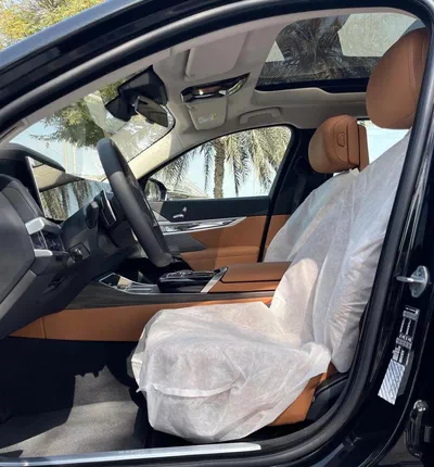 BMW 740i LUXURY PURE EXCELLENCE-6