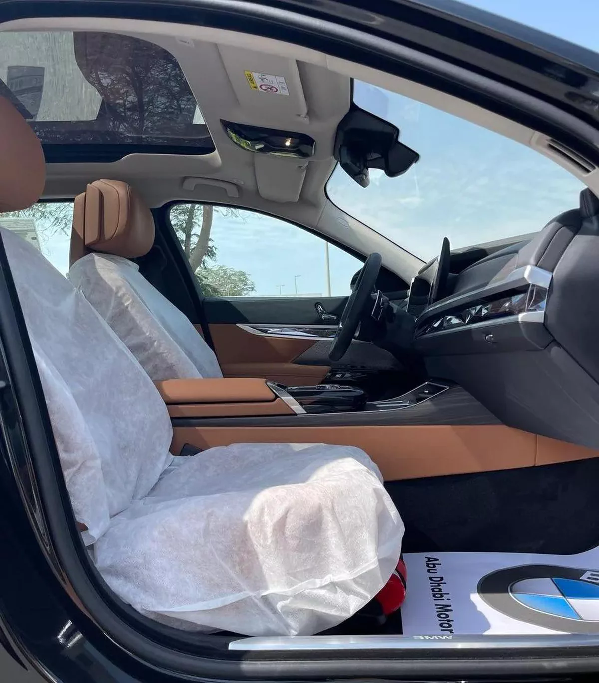 BMW 740i LUXURY PURE EXCELLENCE-9-9