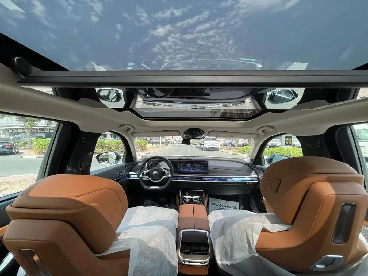 BMW 740i LUXURY PURE EXCELLENCE-15-15
