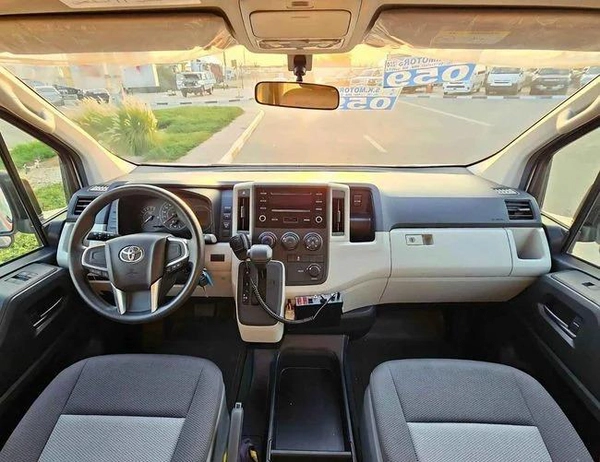 Toyota Hiace 3.5L DX HIGHROOF / V6 PETROL, A/T, EMERGENCY MEDICAL AMBULANCE (CODE # AMBULANCE)