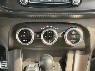 2021 Alfa Romeo Giulietta Veloce | GCC Specs | Pristine Condition-9