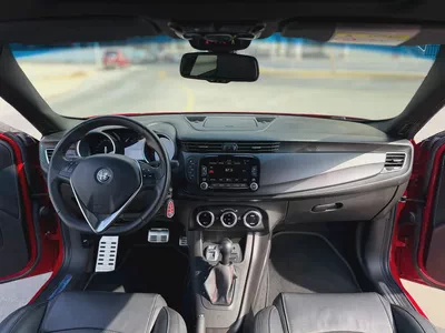 2021 Alfa Romeo Giulietta Veloce | GCC Specs | Pristine Condition-4