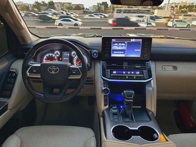 2023 Toyota Land Cruiser GXR GCC Specs تويوتا لاند كروزر 2023 خليجي GXR V6 رقم واحد لادار-6
