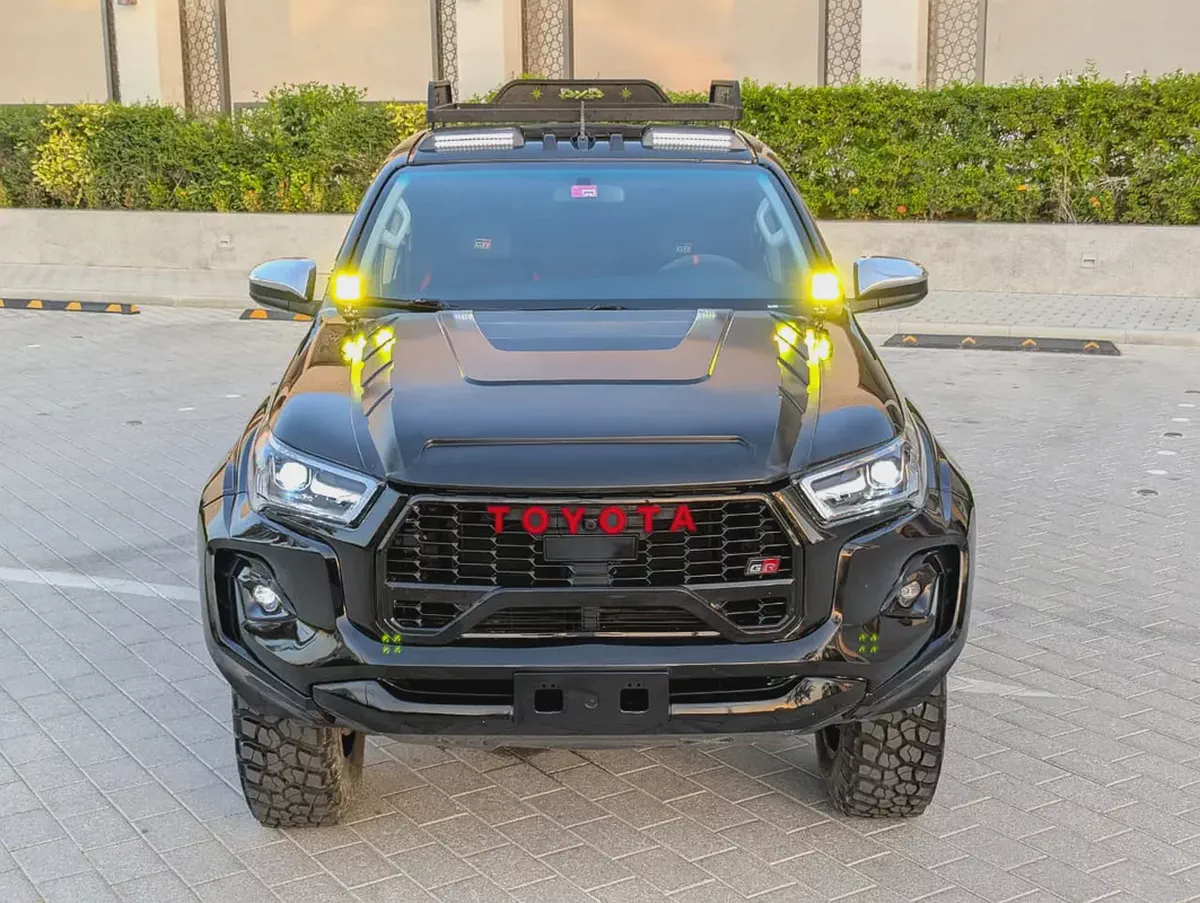 Toyota Hilux GR Sport 2020 Facelifted 2026 V4 2.7L GCC Specs In Excellent Condition-18-18