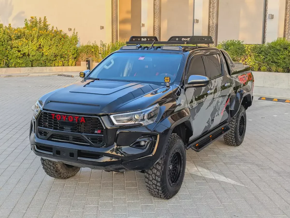 Toyota Hilux GR Sport 2020 Facelifted 2026 V4 2.7L GCC Specs In Excellent Condition-1-1