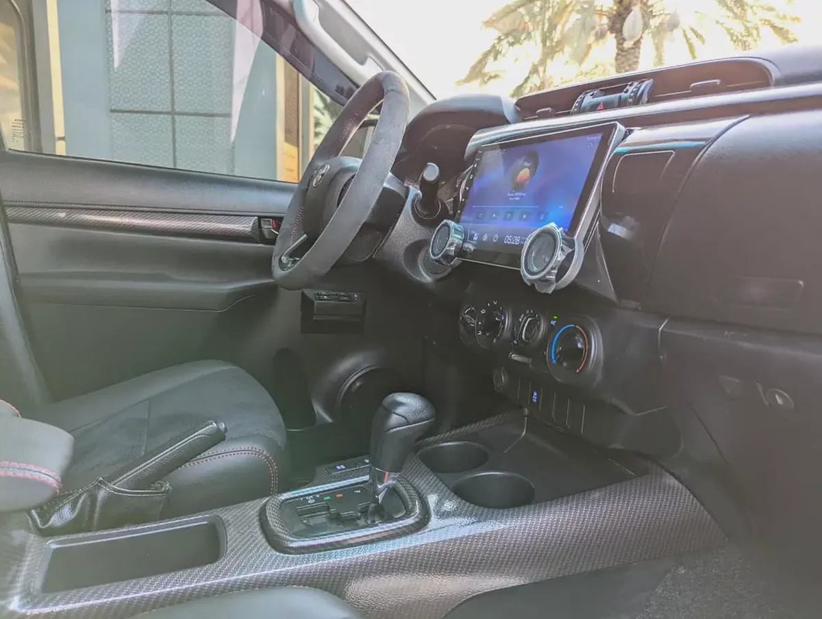 Toyota Hilux GR Sport 2020 Facelifted 2026 V4 2.7L GCC Specs In Excellent Condition-3-3