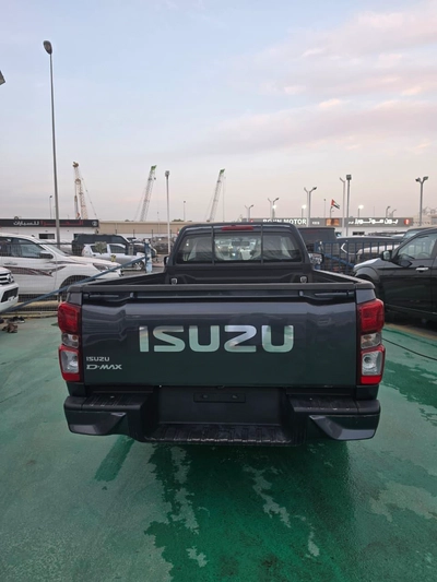 ISUZU D-MAX 1.9L TURBO DIESEL-8