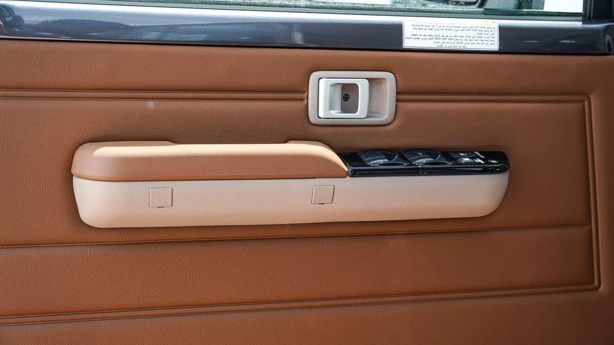 Toyota Land Cruiser Pick Up LC79 4.0 PETROL AT 2026 FULL-8-0