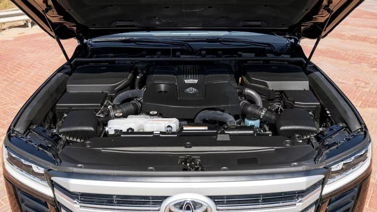 Toyota Land Cruiser VXR Toyota land cruiser VXR 3.5L Petrol Full Option 2025-19-0