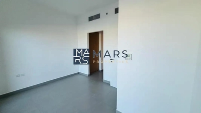 Stylish 1BHK with Balcony – Ideal Location!-9