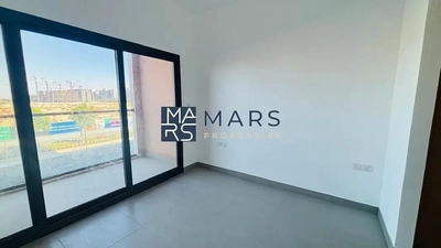 Stylish 1BHK with Balcony – Ideal Location!-5