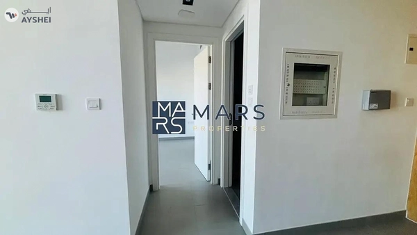 Stylish 1BHK with Balcony – Ideal Location!