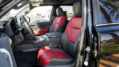 Toyota Land Cruiser VXR Toyota land cruiser VXR 3.5L Petrol Full Option 2025-9