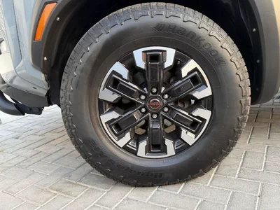Nissan Frontier PRO 4X Frontier 3.8L v6 Petrol with Sunroof Full Option-20
