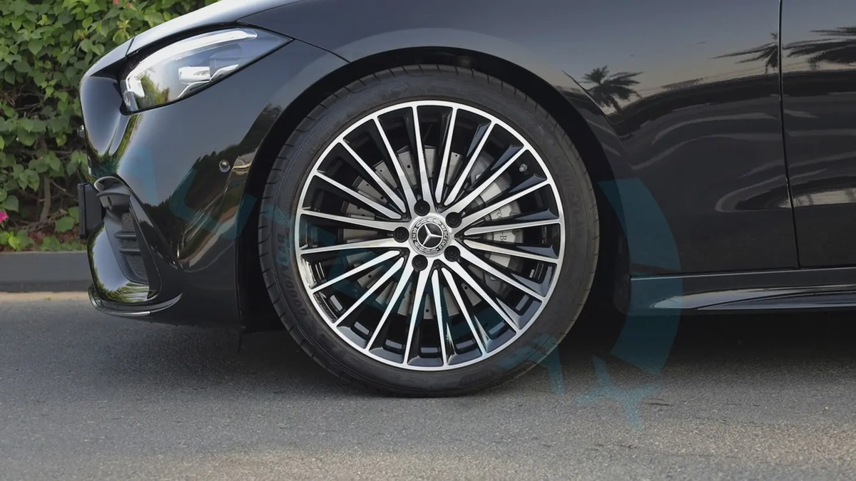 2026 Mercedes-Benz C200 AMG Premium EQ Boost 1.5T RWD GCC With 2 Years Unlimited Mileage Warranty-19-19