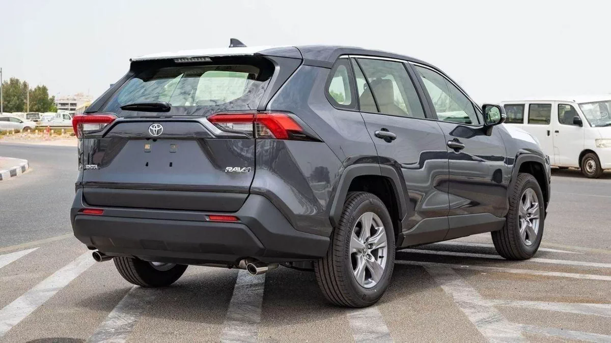 Toyota RAV4 LE EX 2.0P AT 4X2 MY2024 – GREY BASIC-5-0