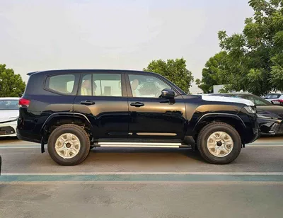 Toyota Land Cruiser GXR GX E1 TWIN TURBO || 3.3L DIESEL A/T / FABRIC SEATS / BIG DVD  (CODE # GX E1)-1