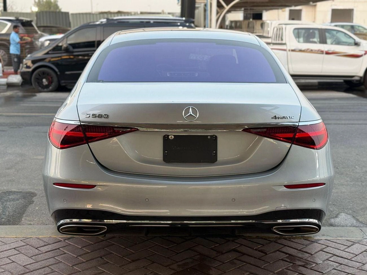 Mercedes Benz S 580 4MATIC-4-0